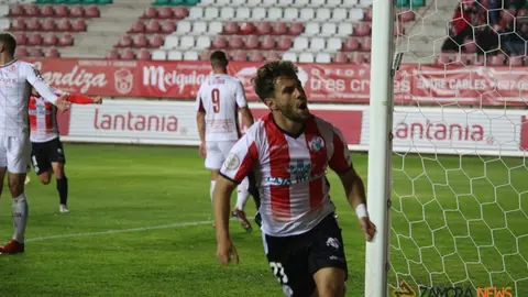 Partido entre el Zamora CF y la Cultural Leonesa. | FOTO: Marcos Vicente