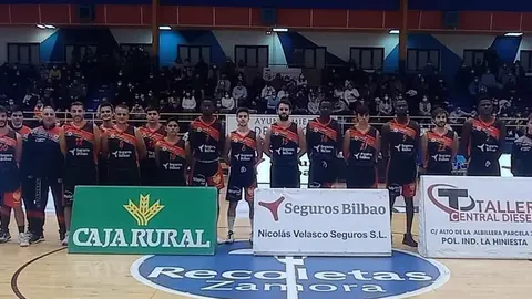 Último partido disputado por el Seguros Bilbao Central Diesel ante el Plásticos Duran Baloncesto Villares