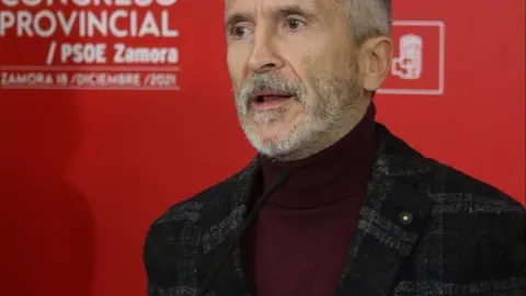 GALER&Iacute;A | El reelegido Antidio Fag&uacute;ndez, junto al ministro Marlaska y el secretario general del PSOE de Castilla y Le&oacute;n en el 14&ordm; Congreso Provincial del PSOE de Zamora. | FOTO: Marcos Vincente