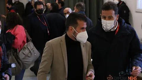 GALER&Iacute;A | El reelegido Antidio Fag&uacute;ndez, junto al ministro Marlaska y el secretario general del PSOE de Castilla y Le&oacute;n en el 14&ordm; Congreso Provincial del PSOE de Zamora. | FOTO: Marcos Vincente