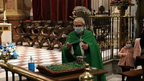 imposición de medallaS (6)