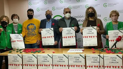 Aecc fotos con corazón