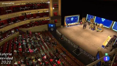 lotería con público