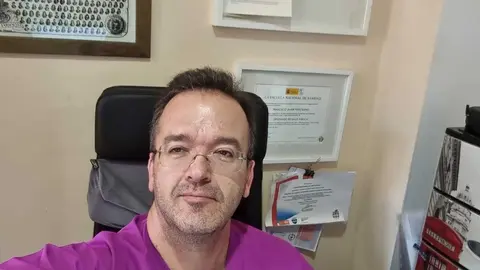 El farmacéutico salmantino Javier Pérez Bueno