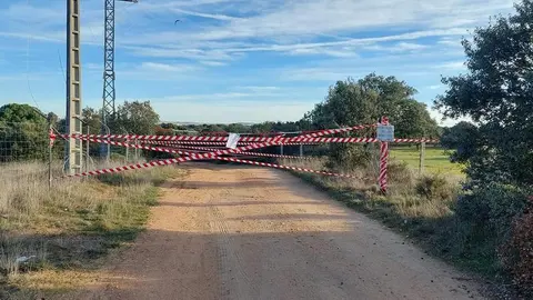 Imagen del camino cortado en las inmediaciones de El Perdigón: Fotografía: Facebook