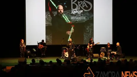 Actuación de Bras Rodrigo en el Ramos Carrión. Foto Marcos Vicente