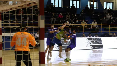 f75f4185-1143-49f5-b543-516b55cfbe43