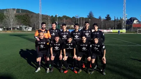 Once inicial del CD Benavente ante la Ponferradina "B".