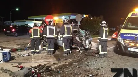 padres ángel Badás