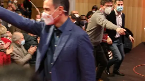 Pedro Sánchez y Luis Tudanca en un acto electoral en Zamora