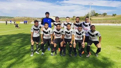 El equipo del CD Sayagués en uno de sus últimos partidos disputados