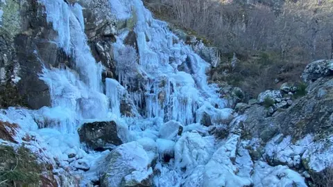 sotillo cascada horizontal helada