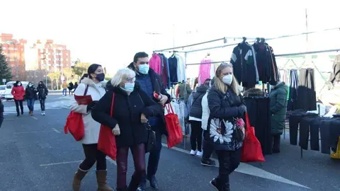 mercadillo ana y candidatos