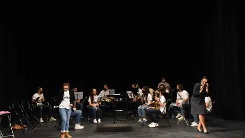 6614c66c-62ef-4b10-940a-1b06820e4866