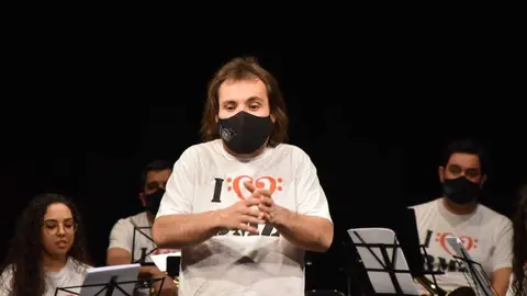 c5dcdc30-7a5e-41d3-8740-149b040067f4