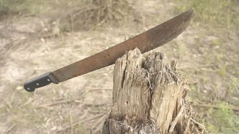 Machete.