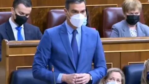 Pedro Sánchez en la sesión de control del Congreso de los Diputados.
