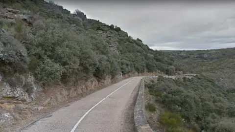 Carretera provincial ZA-321 entre Pino del Oro y Moralina de Sayago