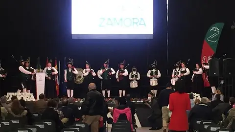 III Feria Internacional Apícola (14)