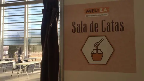 III Feria Internacional Apícola (20)