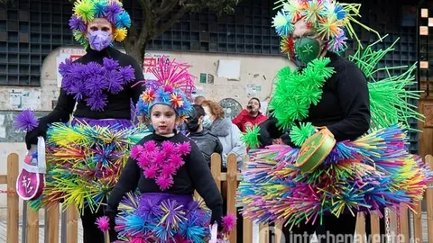 Desfile por las calles de Benavente. Interbenavente