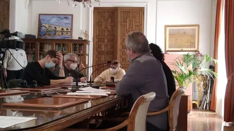Francisco Guarido y Diego Bernardo durante la rueda de prensa tras la Junta de Gobierno Local