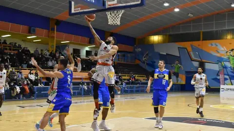 Zamora Enamora ante el Hereda Ourense