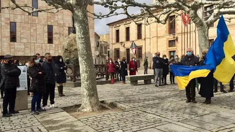 Minutos de silencio por Ucrania (14)