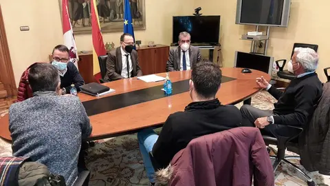 Reunión Subdelegación del Gobierno de Zamora y Ayuntamiento de Fresno de la Ribera