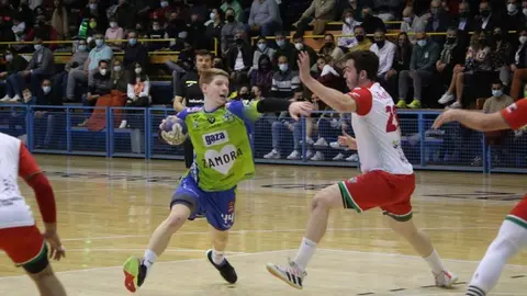 BalonmanoZamora00015