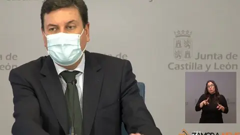 Carlos Fernández Carriedo en rueda de prensa posterior al Consejo de Gobierno