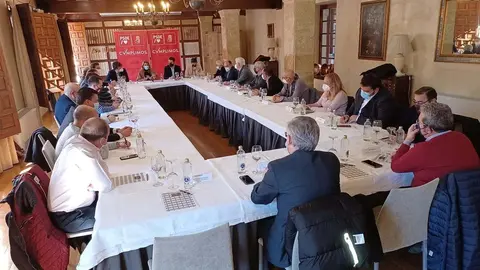 PSOE Zamora. Reunión Ministra Transportes, Movilidad y Agenda Urbana Raquel Sánche Agentes Sociales y Económicos F22