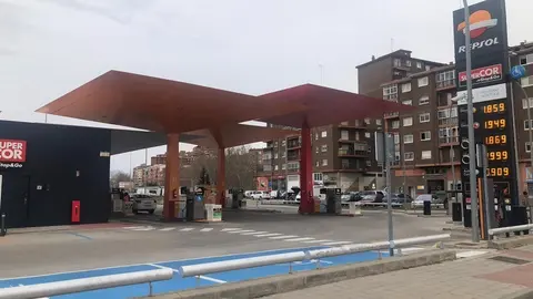 Una estación de servicio en Zamora. Foto Marcos Vicente