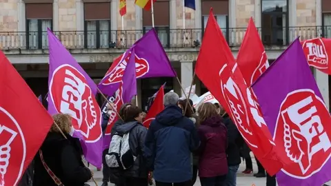 Concentración de los sindicatos para exigir la contención de los precios de la energía