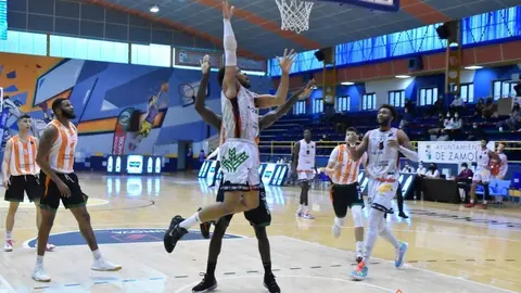 Zamora Enamora - Baloncesto Mor&oacute;n (14)