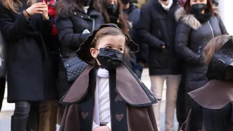 procesión de las Capas Pardas de los alumnos de la Medalla Milagrosa