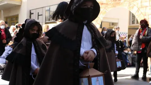 procesión de las Capas Pardas de los alumnos de la Medalla Milagrosa