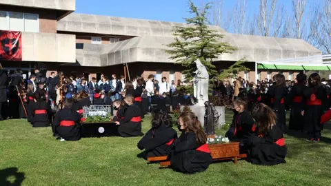Procesión alumnos Corazón de María (10)