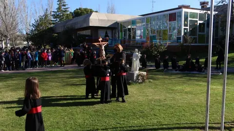 Procesión alumnos Corazón de María (12)
