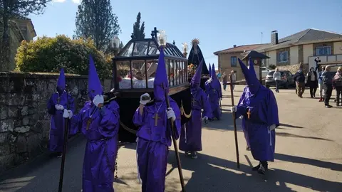 Procesión del Santo Entierro en Mombuey