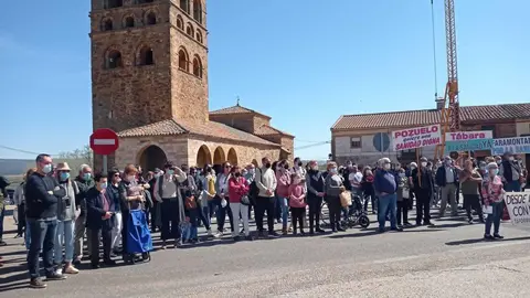 Concentración en Tábara por una sanidad rural digna