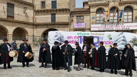 Exaltaci&oacute;n de la capa en Fermoselle