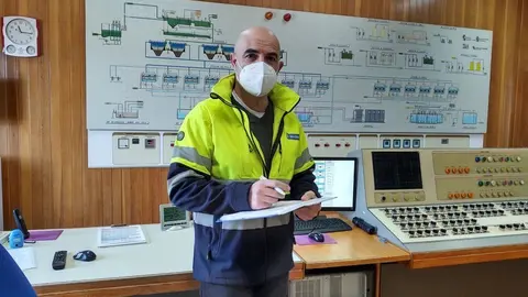 Trabajador de Aquona en la ETAP de Zamora
