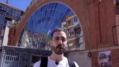 "El viajero", Nacho Rodríguez, en el Mercado de Abastos de Zamora