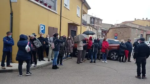 Concentración en defensa de la Sanidad en Tábara