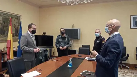 El subdelegado del Gobierno, Ángel Blanco, durante la reunión semanal de coordinación con las FCSE