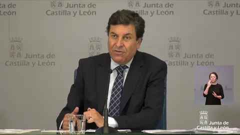 El consejero de Economía y Hacienda y portavoz, Carlos Fdez. Carriedo