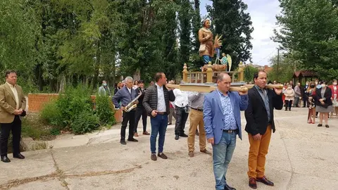 Villamor de los Escuderos durante la romería por la festa de San Isidro