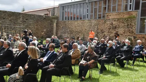 Inauguración SAUS exposición de arte religioso (9)