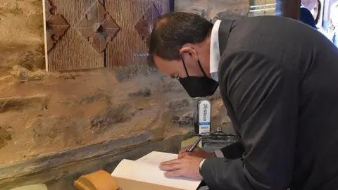 Inauguración SAUS exposición de arte religioso (18)